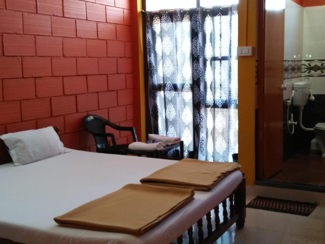 Shanthi Krishna Residency Gokarna  Εξωτερικό φωτογραφία