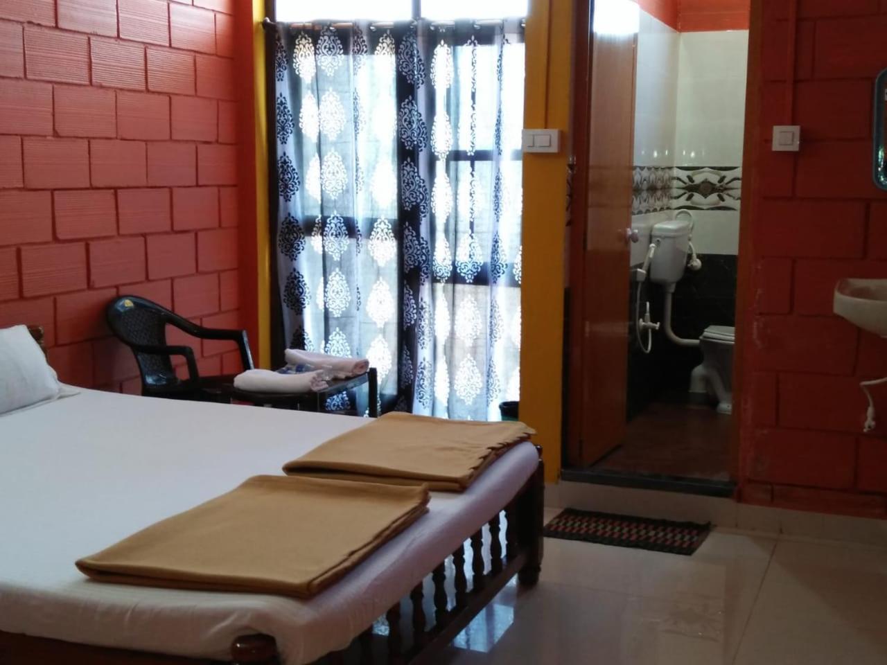 Shanthi Krishna Residency Gokarna  Εξωτερικό φωτογραφία