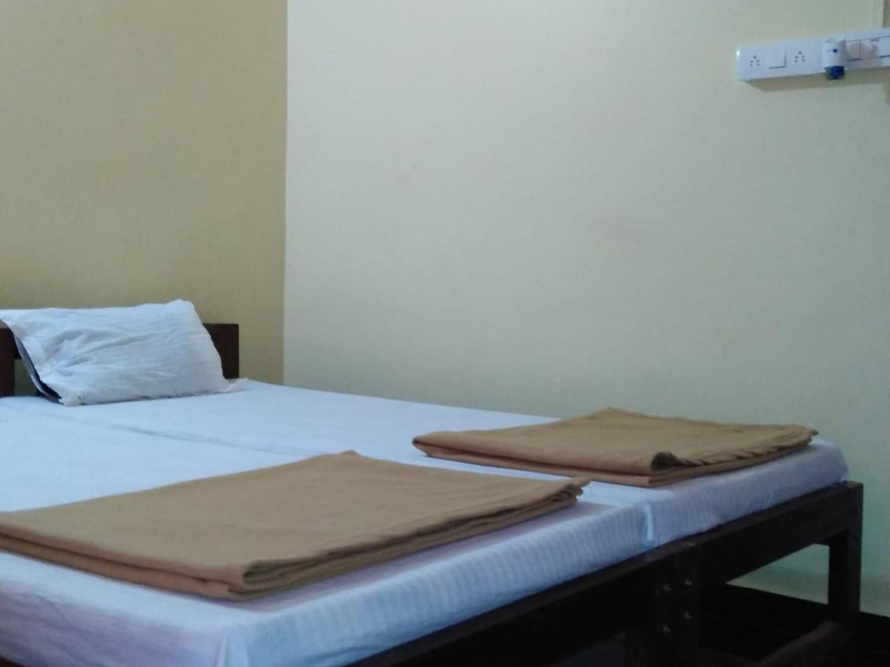 Shanthi Krishna Residency Gokarna  Εξωτερικό φωτογραφία